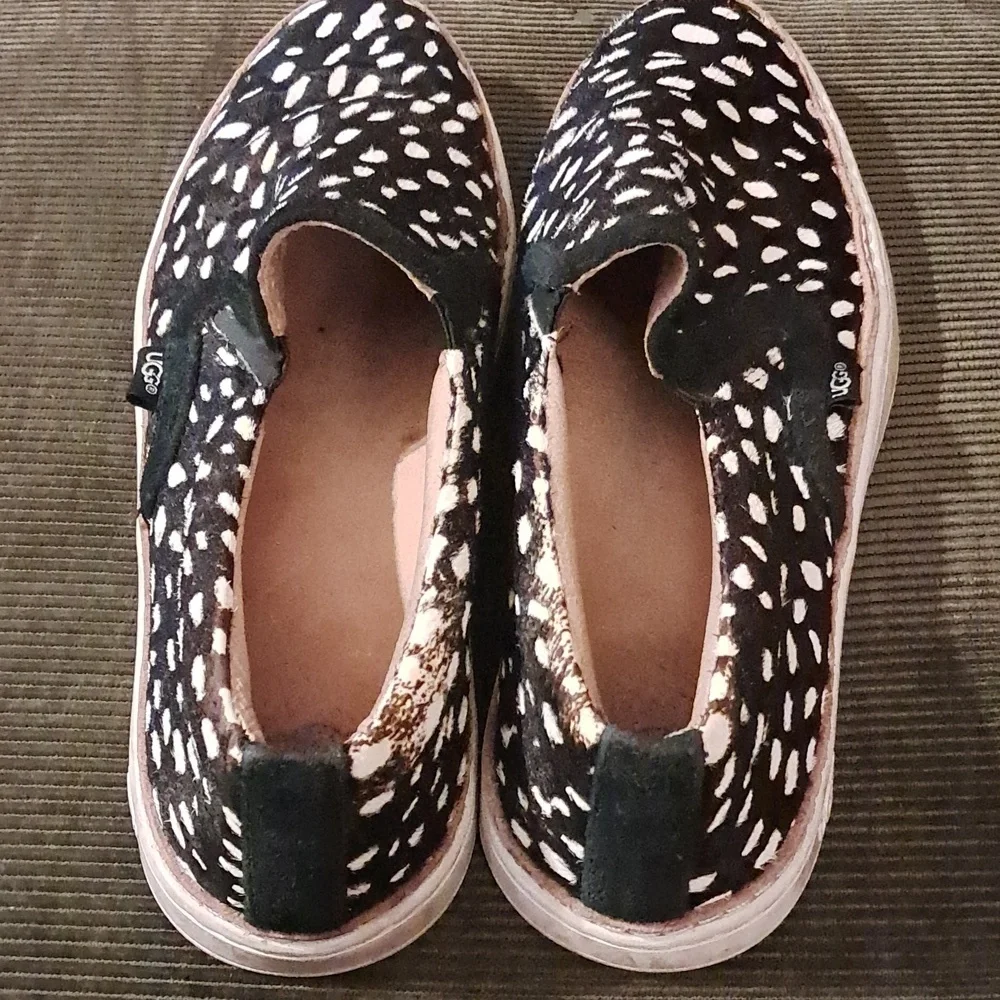 UGG Australia Soleda Exotic Calf Hair Trainer Slip On Animal Print Size 7